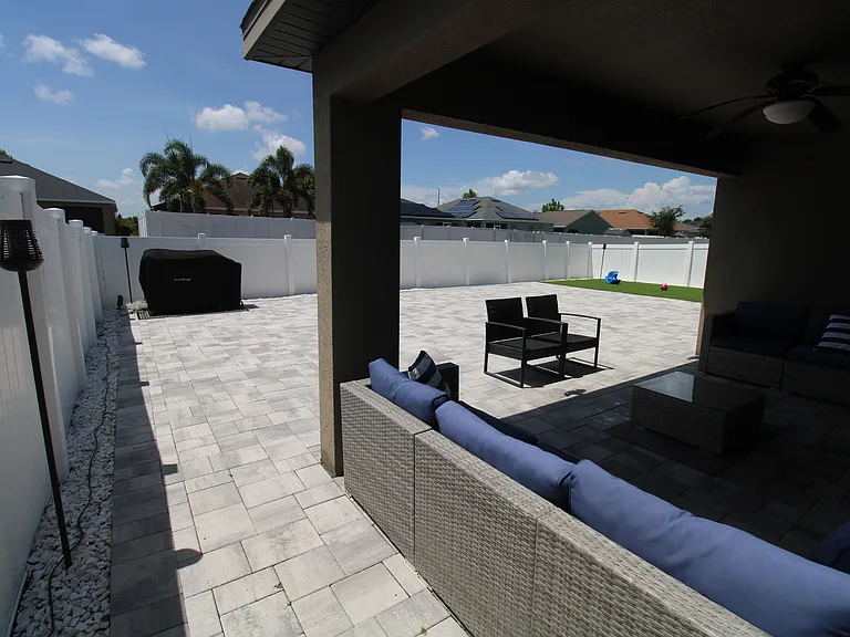 600 Swallowtail Dr — Photo 22