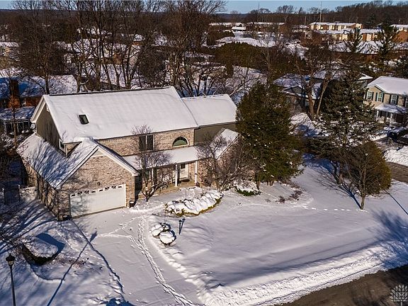 3rd image of 3135 Imperial Blvd