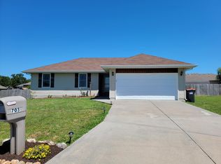 703 W Christopher Ln, Clever, MO 65631