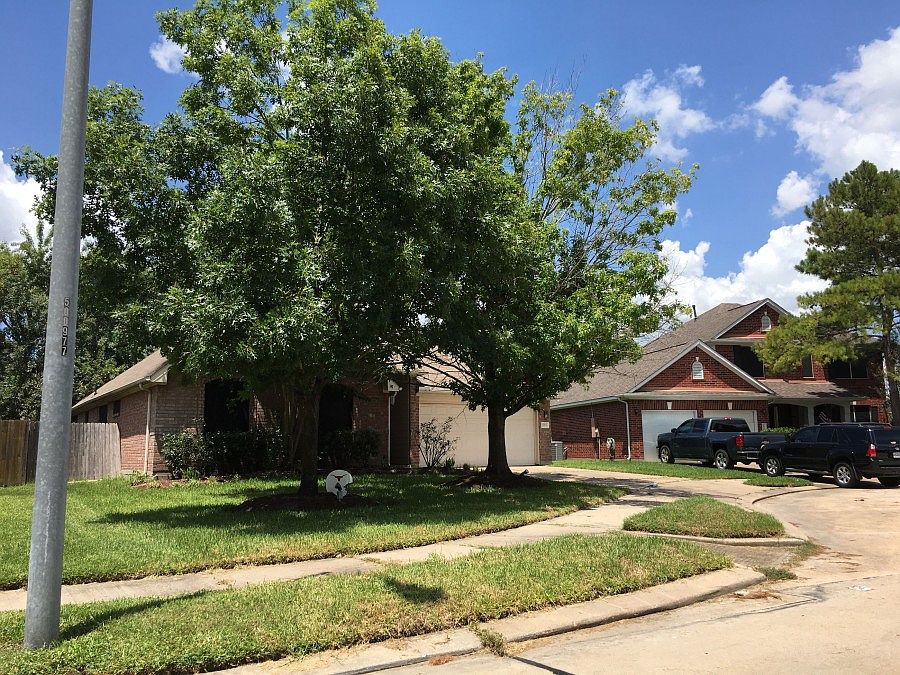 2nd image of 18206 Cypress Meade Ln