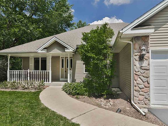 2nd image of 8036 Living Woods Dr