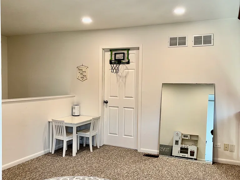 619 Chip Ct — Photo 15