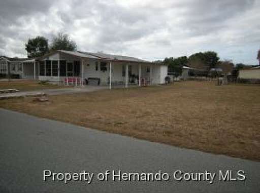 3rd image of 9814 Scepter Ave