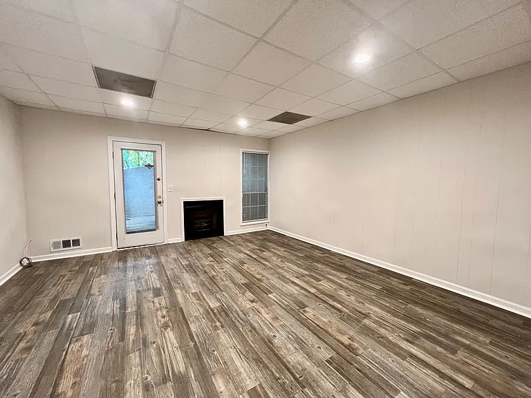 601 Wedgewood Way — Photo 23