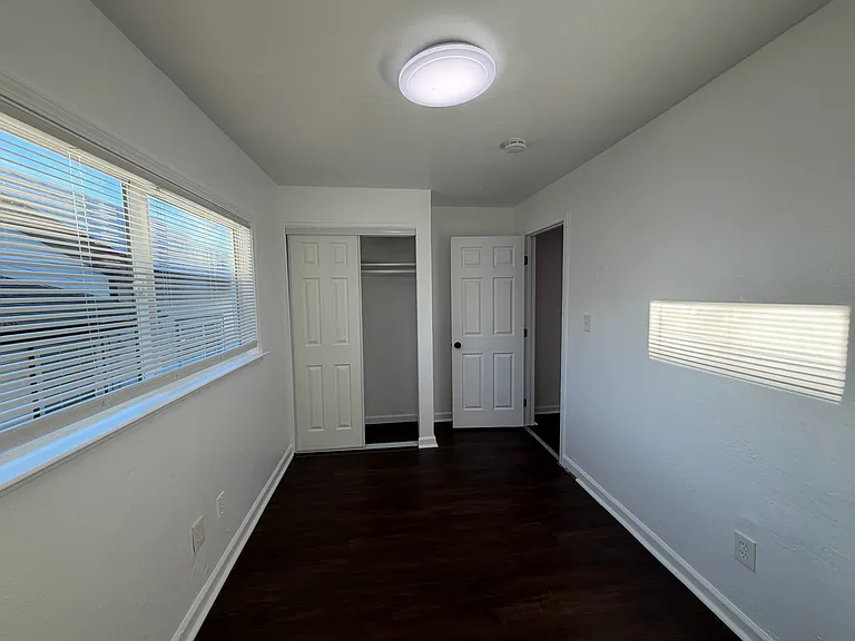 723 Florida St — Photo 6