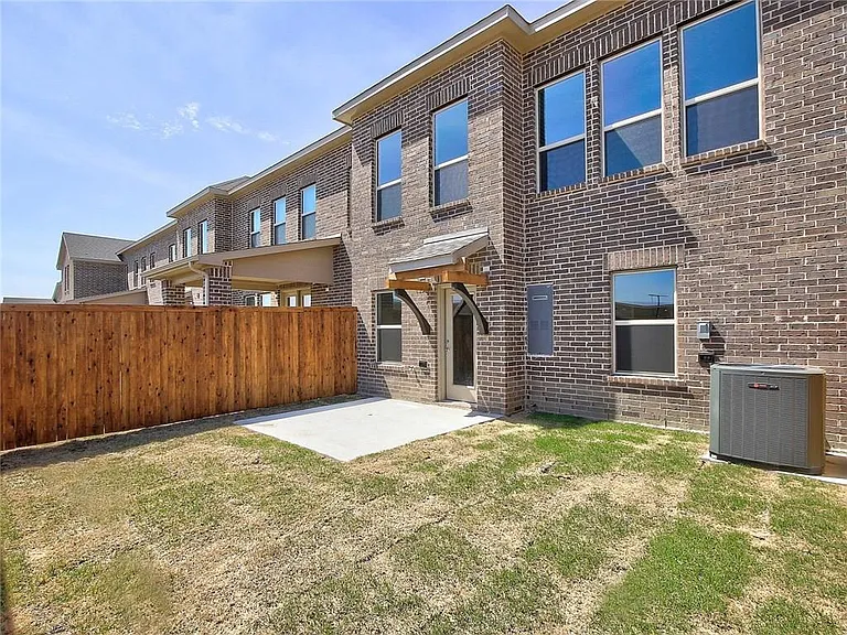 5518 Liberty Dr — Photo 18