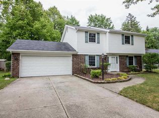 8316 Redstone Dr, Fort Wayne, IN 46835