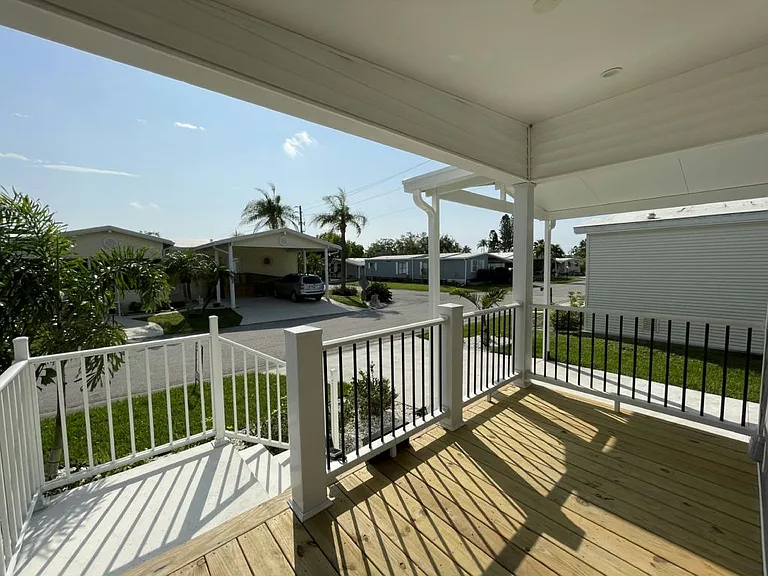 5558 Whistling Tree Ln #Q036 — Photo 2