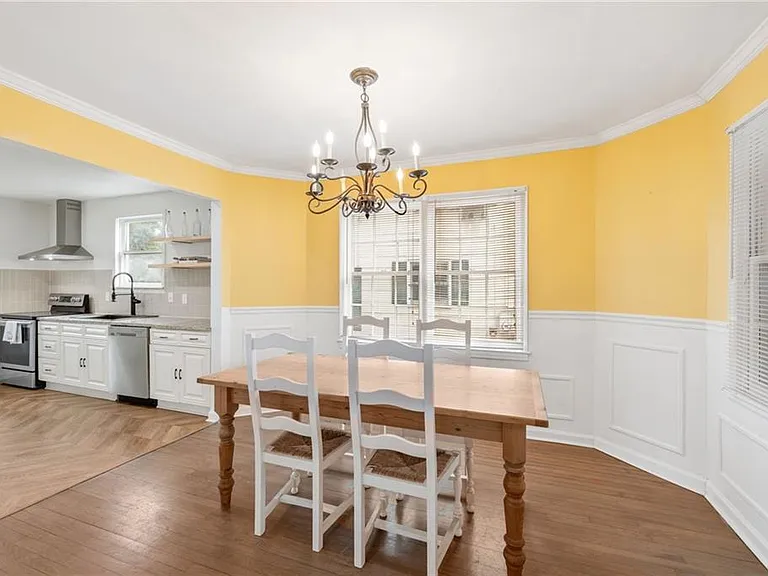 1649 Beecher St SW — Photo 6