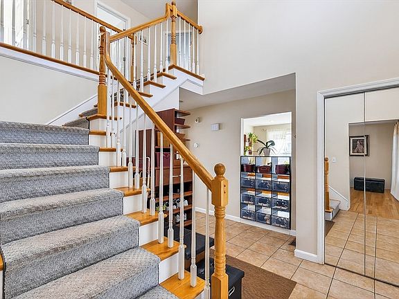 4th image of 11 Robs Ln