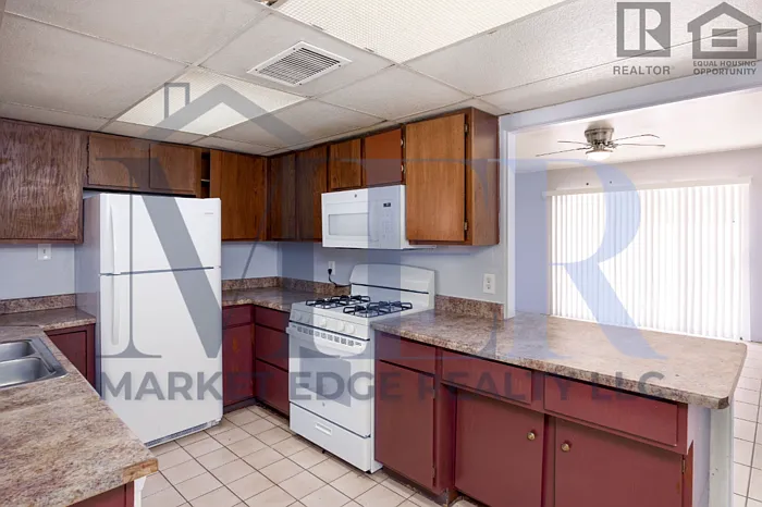5102 N 20th Ave — Photo 12
