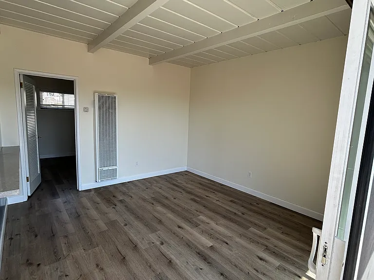 320 San Antonio Ave #320 — Photo 6