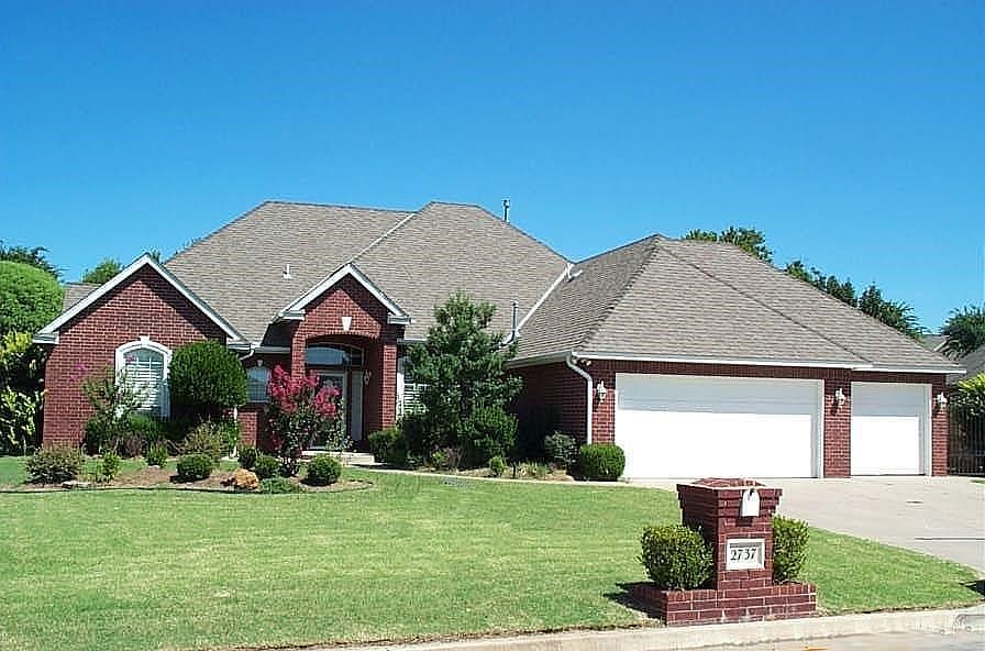 1st image of 2737 SW 116th Pl