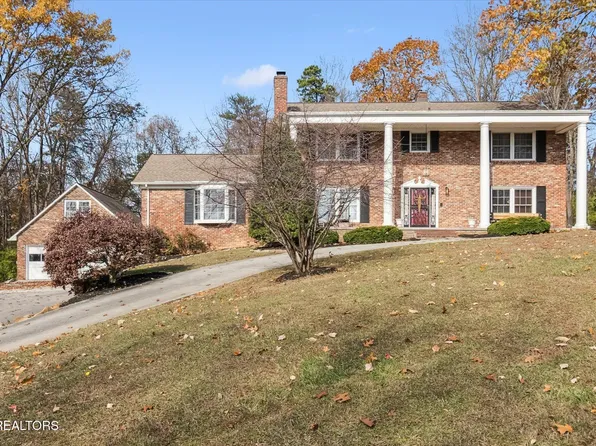 1903 Martha Berry Dr, Knoxville, TN 37918