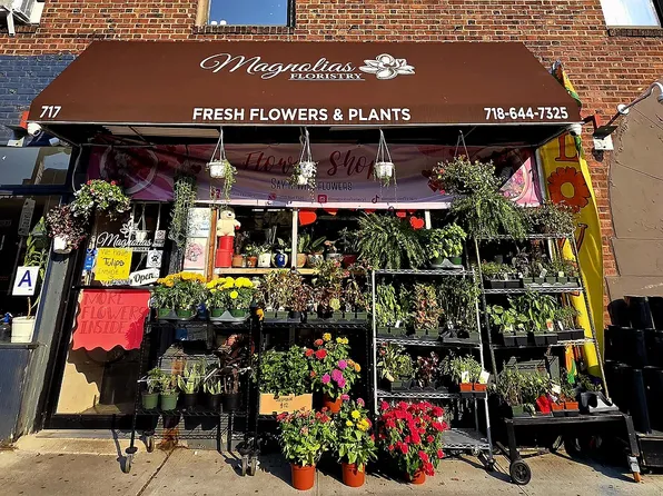 725 Fourth Avenue image 12 of 14