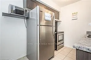 1027 Bernhardt St — Photo 15