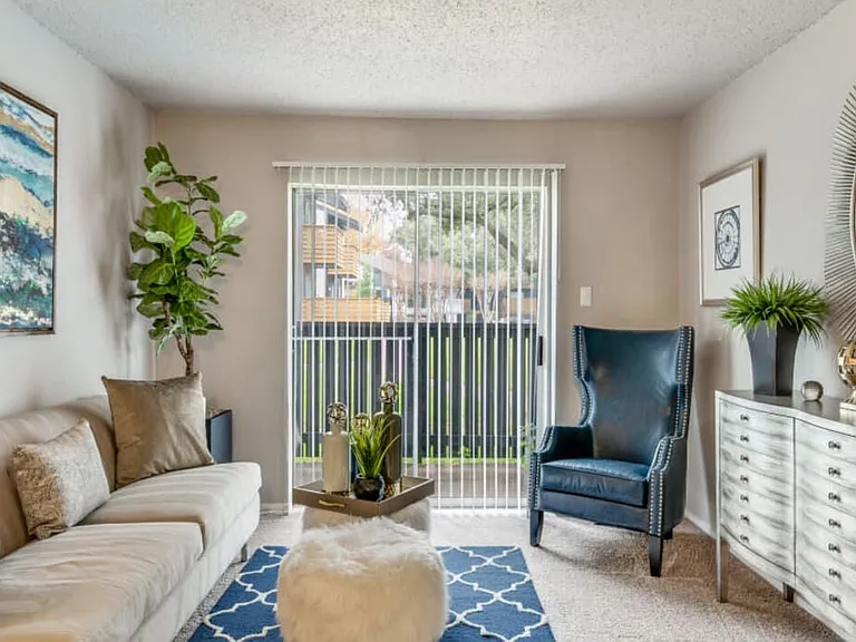5744 Coventry Park Dr — Photo 16