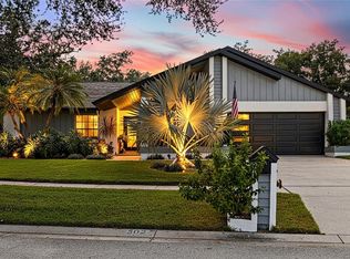 502 Sportsman Park Dr, Seffner, FL 33584