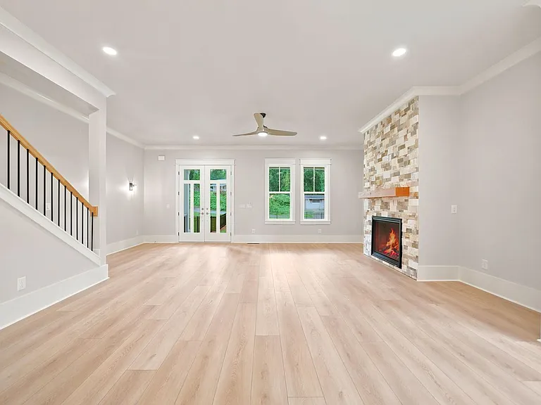 1396 Old Magnolia Way — Photo 9