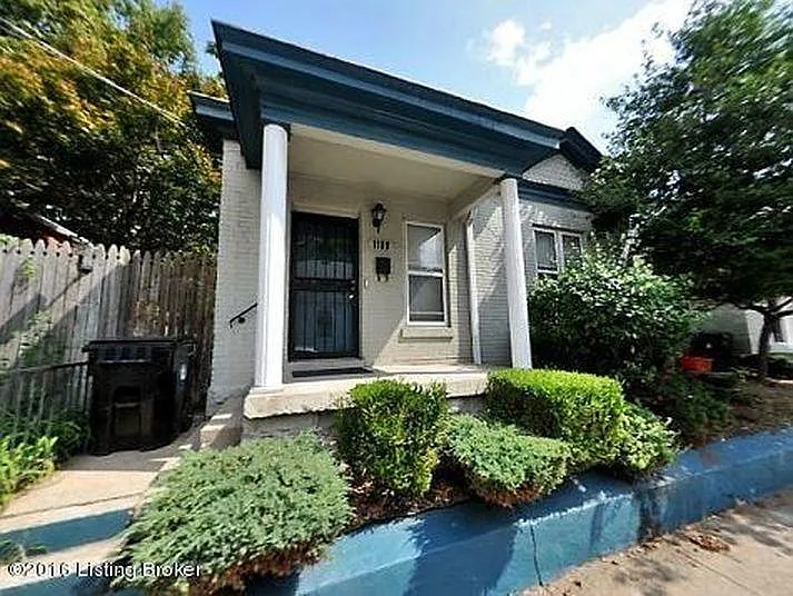 1109 S Hancock St — Photo 1