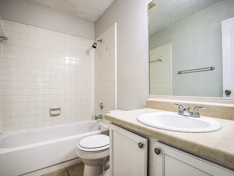1725 Lemonwood Cir — Photo 5