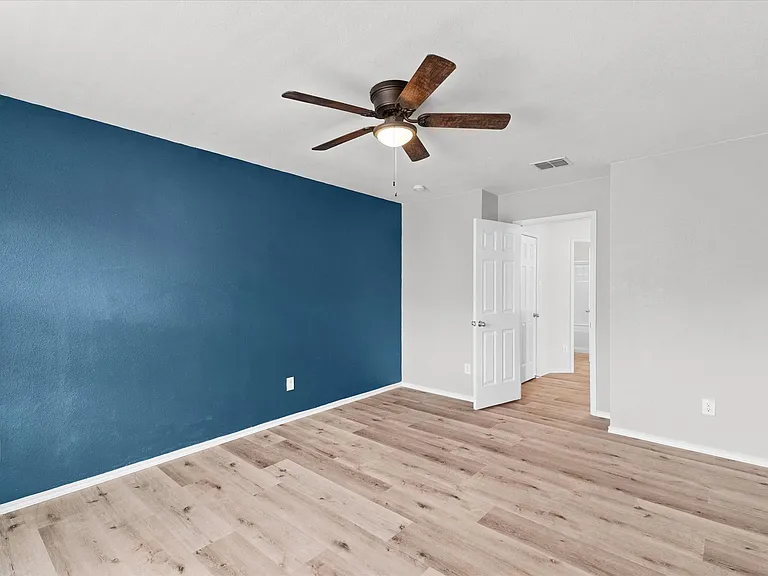 13287 Fowler Dr — Photo 36