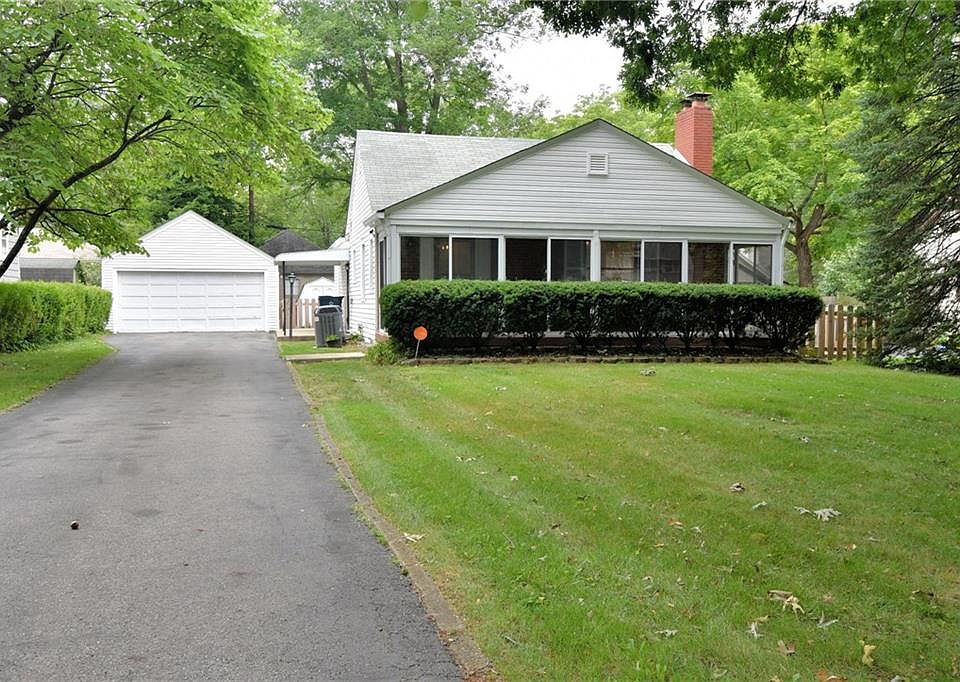 1st image of 5212 Woodside Dr