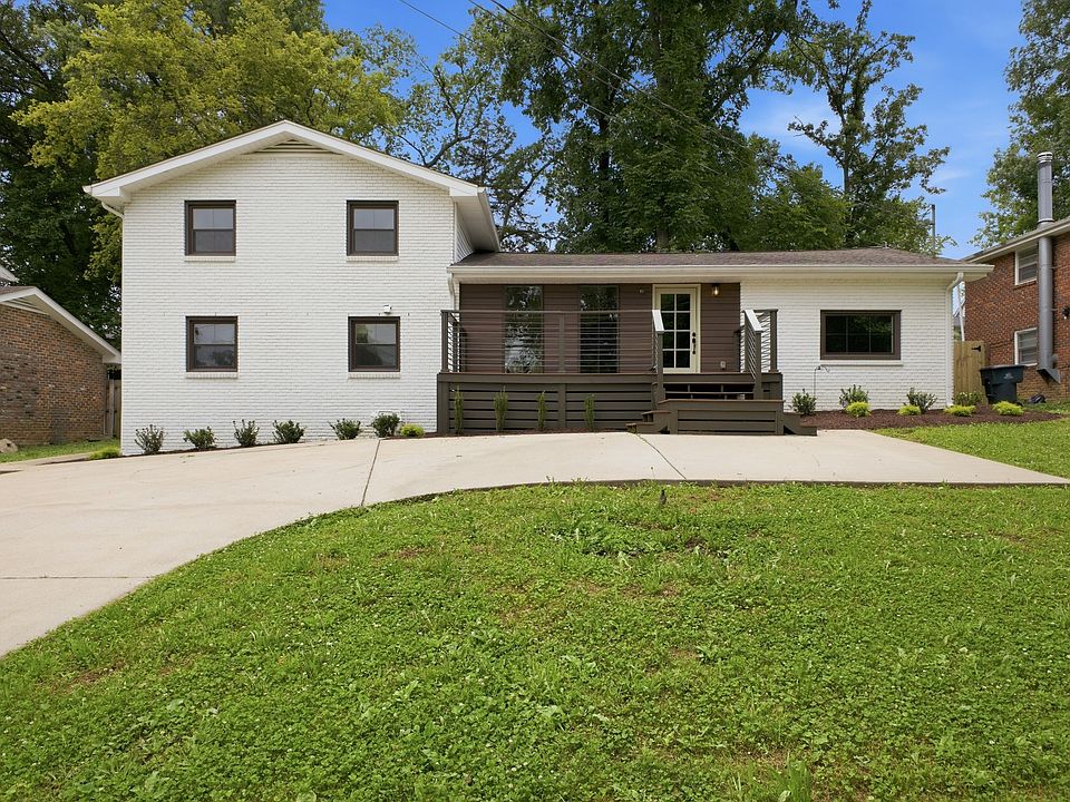 1st image of 2515 Sleepy Hollow Dr