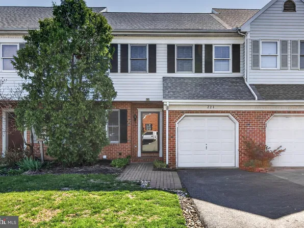 224 Providence Pl, Mountville, PA 17554