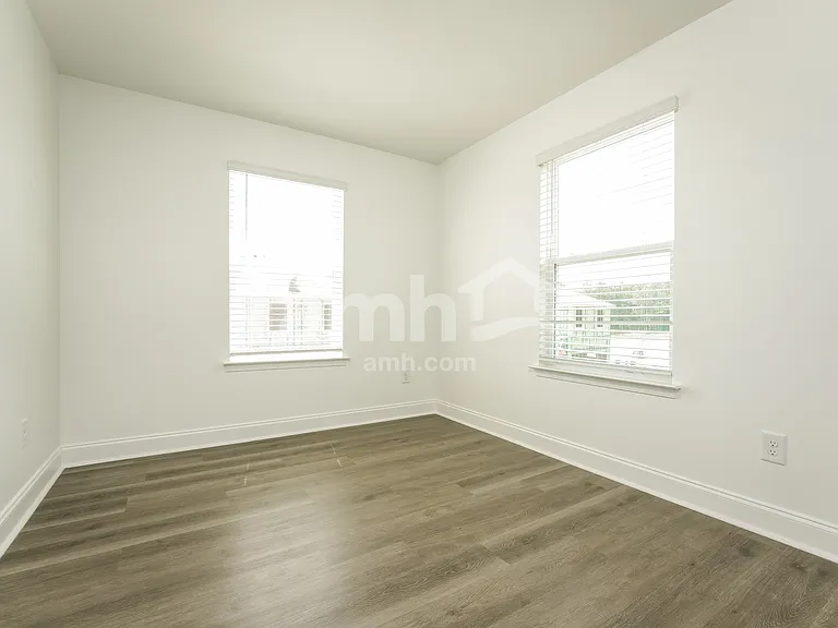 100 Niven Ct — Photo 11