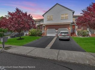 14 Center Dr #1-4, Englishtown, NJ 07726
