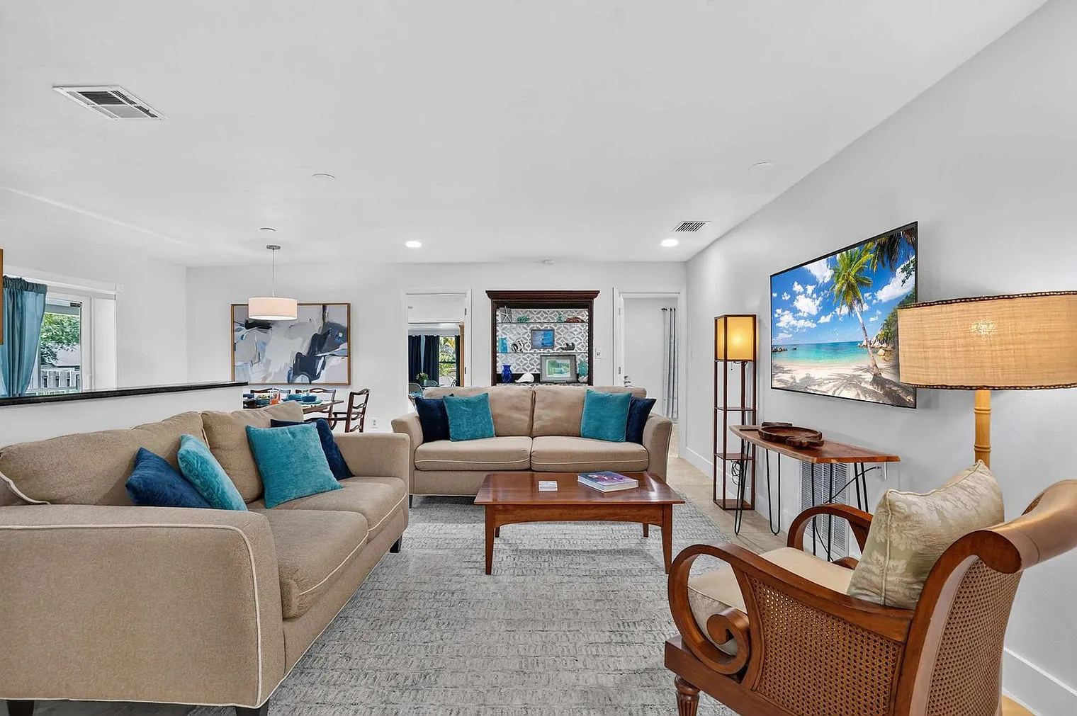 3 bed, 3.0 bath, $4,019 — Photo 2