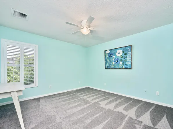 4705 Stephanie Lane SW, Vero Beach, FL 32968