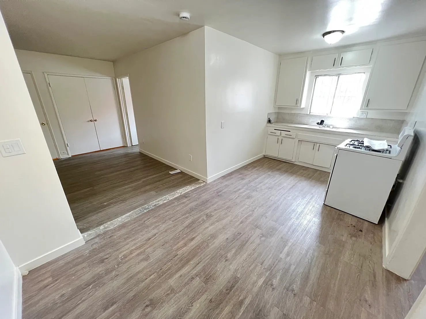 2 bed, 950 sqft, $1,795 — Photo 2