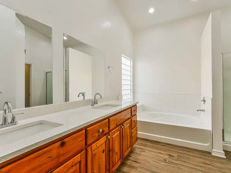1517 W Antiqua Dr — Photo 11