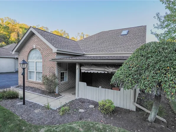 1467 Greenbriar Ct, South Park, PA 15129