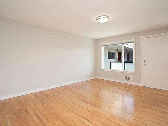 2nd image of 1014 5th Ave N #29