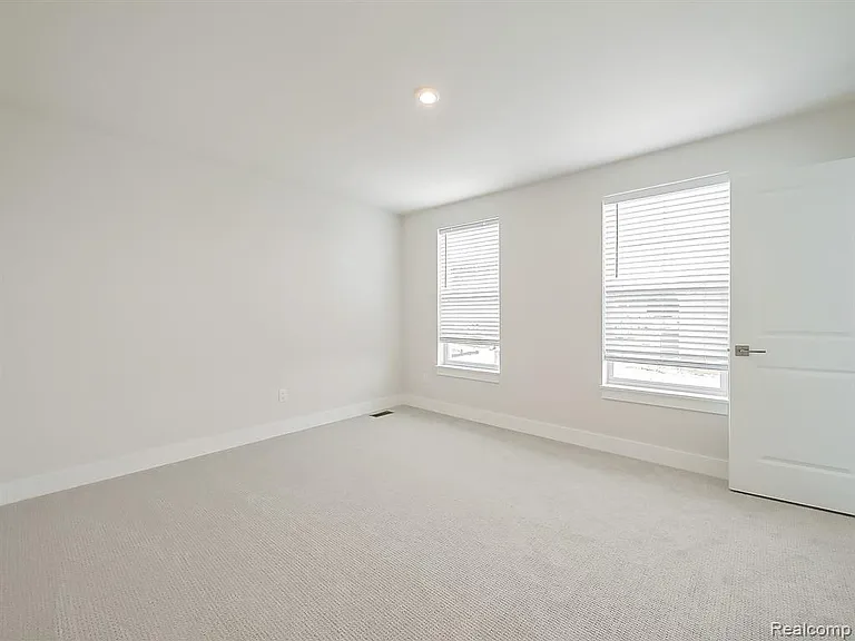 5169 Poppydrew Ln — Photo 46