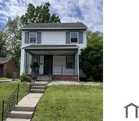 3 bed, $1,300 — Photo 2