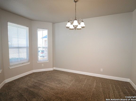 5th image of 13034 Cedarcreek Trl