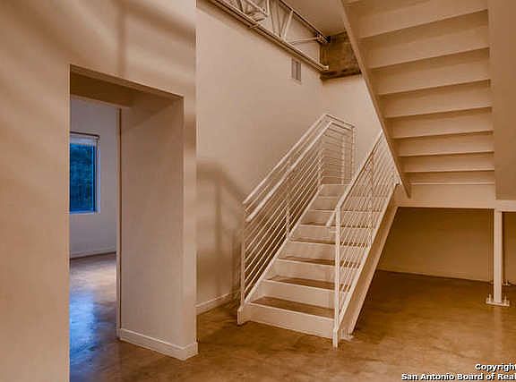4th image of 1115 S Alamo St Unit 3203