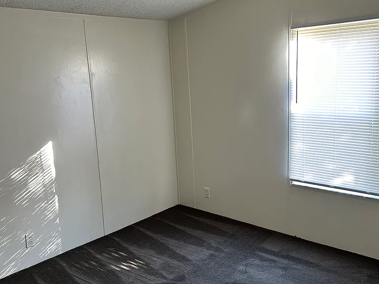7528 Taurus Cir W — Photo 9
