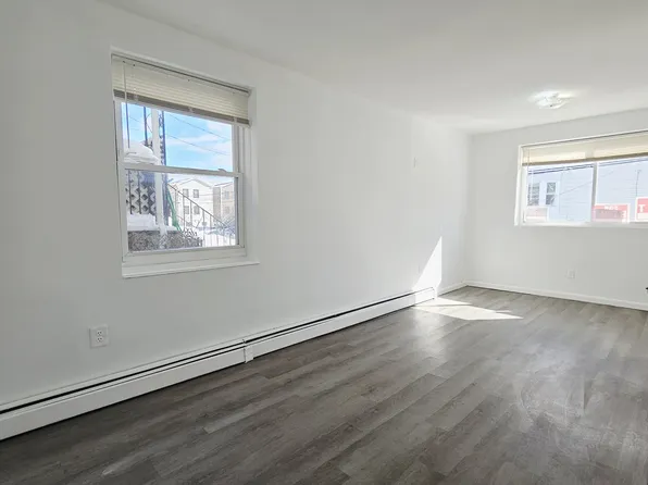 530 Hamilton St APT 1, Harrison, NJ 07029