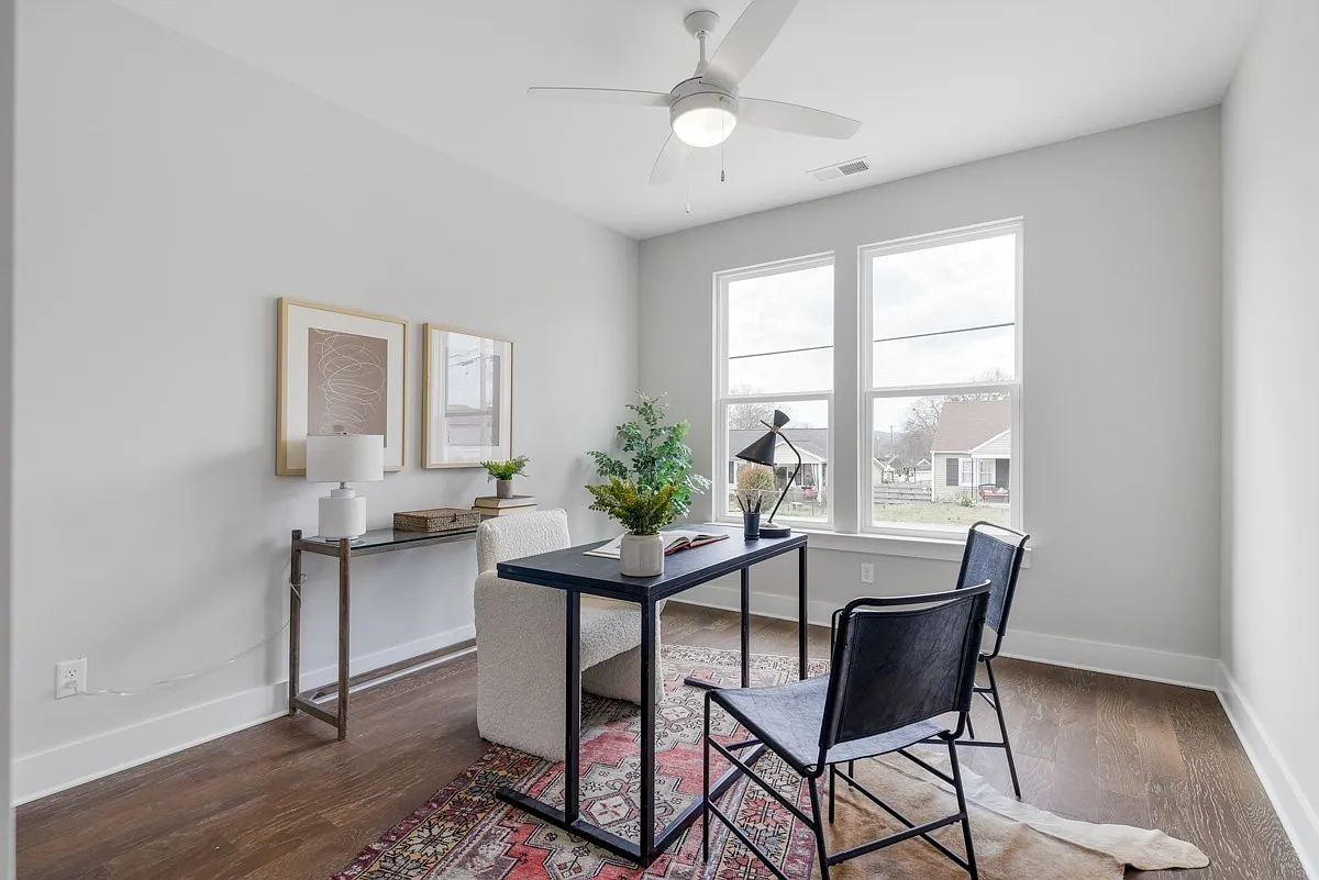 3 bed, 3.5 bath, 2080 sqft, $3,600 — Photo 3