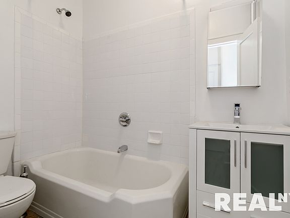 4th image of 300 W 10th St APT 5B