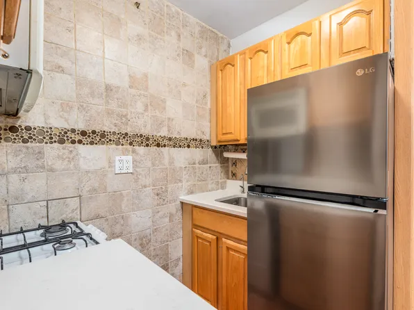 33-35 81st Street image 7 of 13