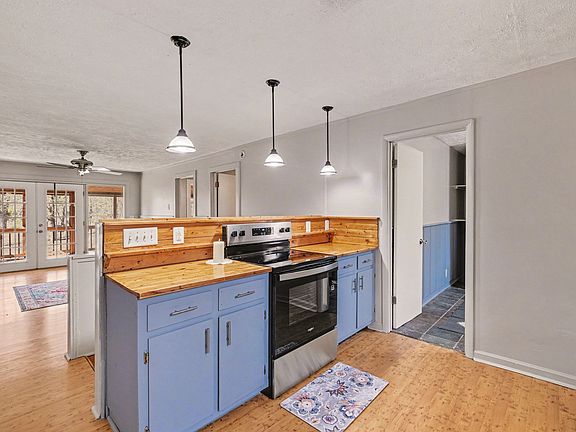 17th image of this home