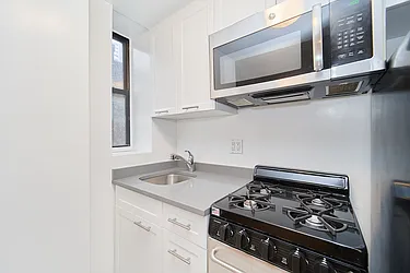 Rented by Living New York