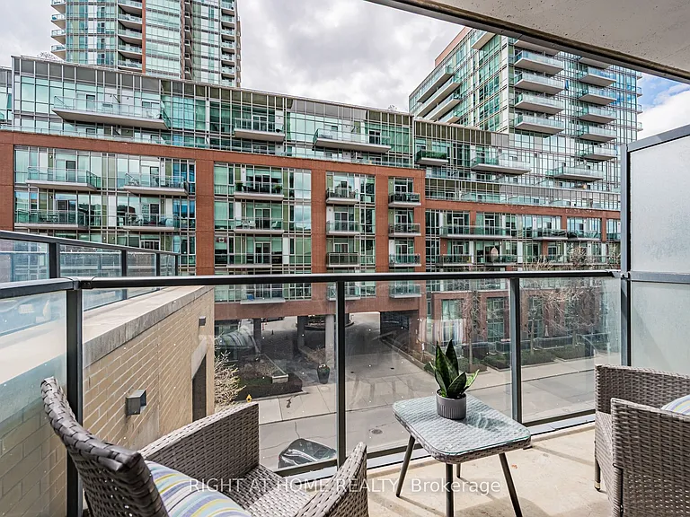 105 George St #312 — Photo 20
