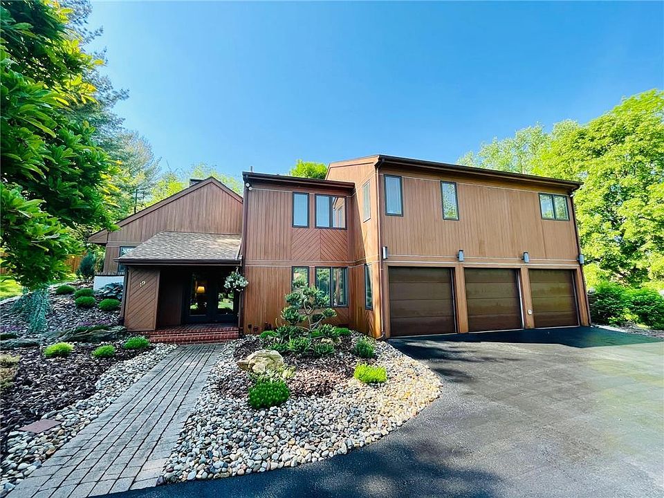 19 Bridle Path Rd, Bethlehem, PA 18017 Zillow
